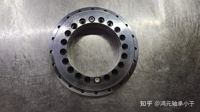 电机用深沟球轴承与角接触球轴承的“身份”揭秘